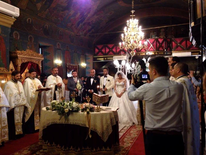 
    Claudia Pătrășcanu și Gabi Bădălău și-au unit destinele, sâmbătă, 28 maifoto: Ștefania Stancu  