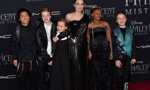 Angelina Jolie și copiii ei  foto   Shutterstock jpg
