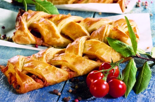 strudel cu carne jpeg