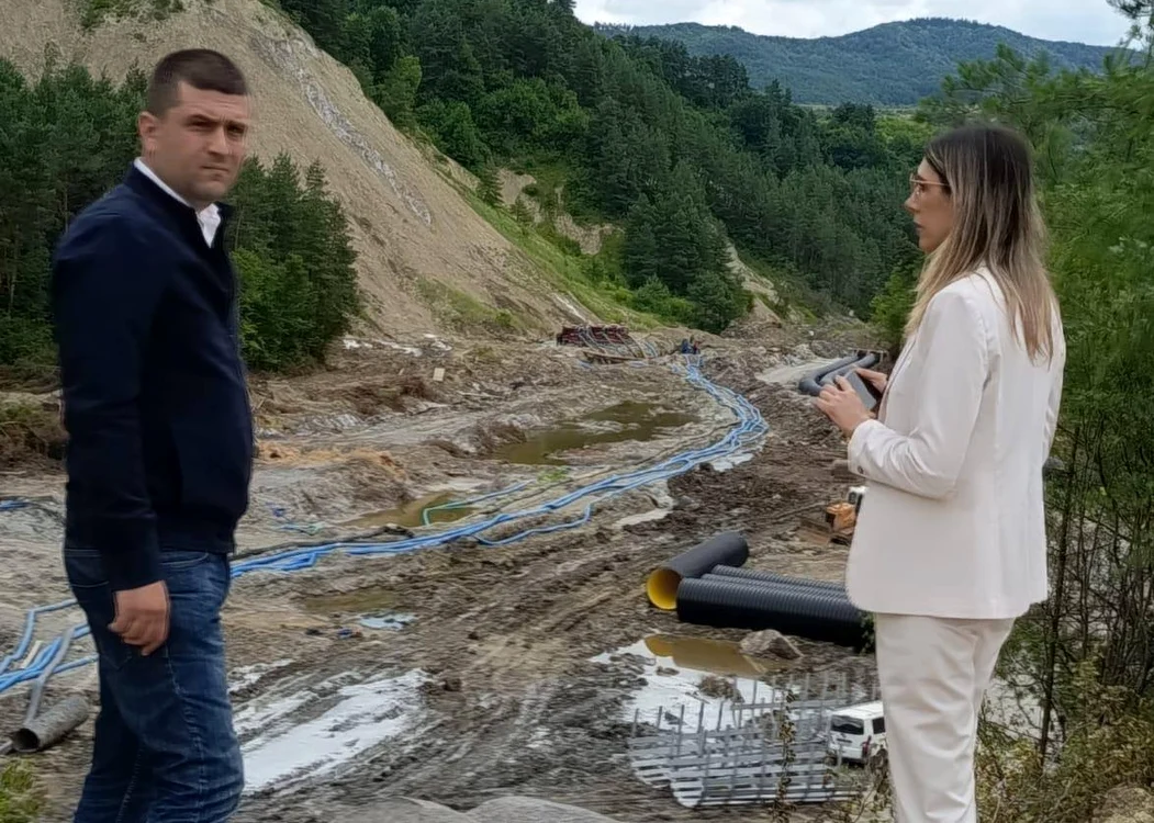 Diana Buzoianu și Radu Miruță, la Salina Praid Foto: Diana Buzoianu/Facebook