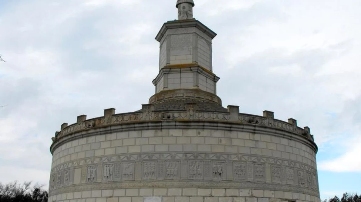 Către Cetatea Tropaeum Traiani jpeg
