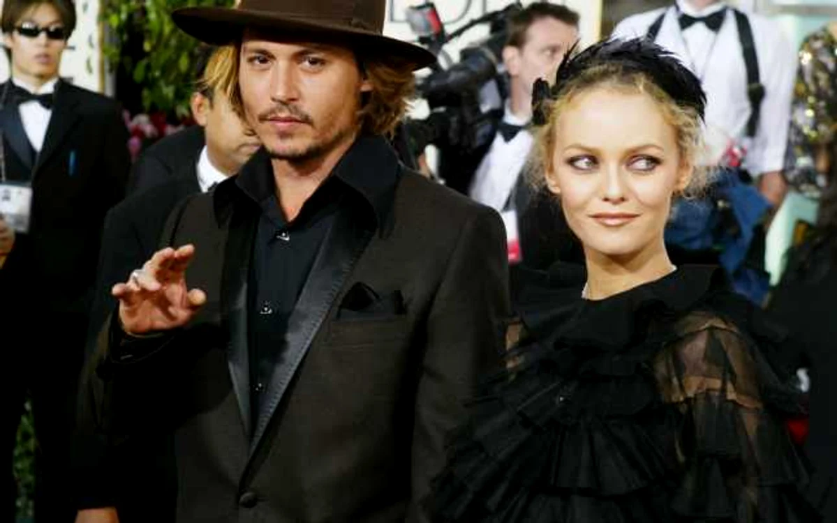 Vanessa Paradis îi este alături lui Johnny Depp în procesul pe care acesta îl are cu Amber Heard FOTO Getty Images