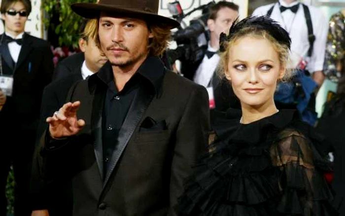 Vanessa Paradis îi este alături lui Johnny Depp în procesul pe care acesta îl are cu Amber Heard FOTO Getty Images