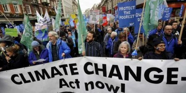 Britanicii au protestat înaintea întâlnirii de la Copenhaga