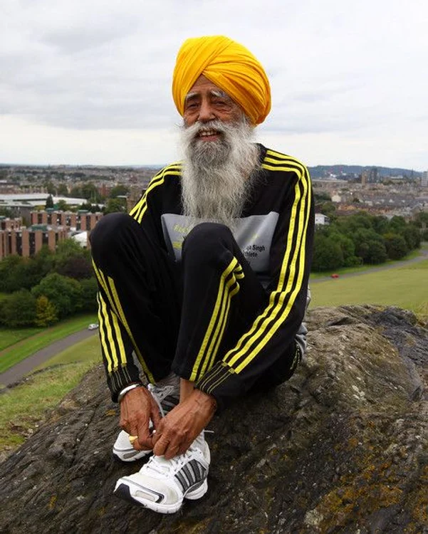Fauja Singh a fost cel mai vârstnic maratonist din lume / Foto: Pinterest