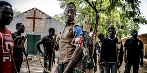 Vanatori Nigeria FOTO AFP