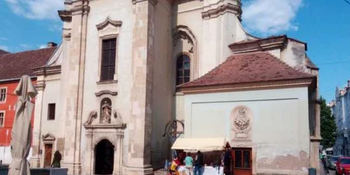 cluj piata muzeului. foto remus florescu