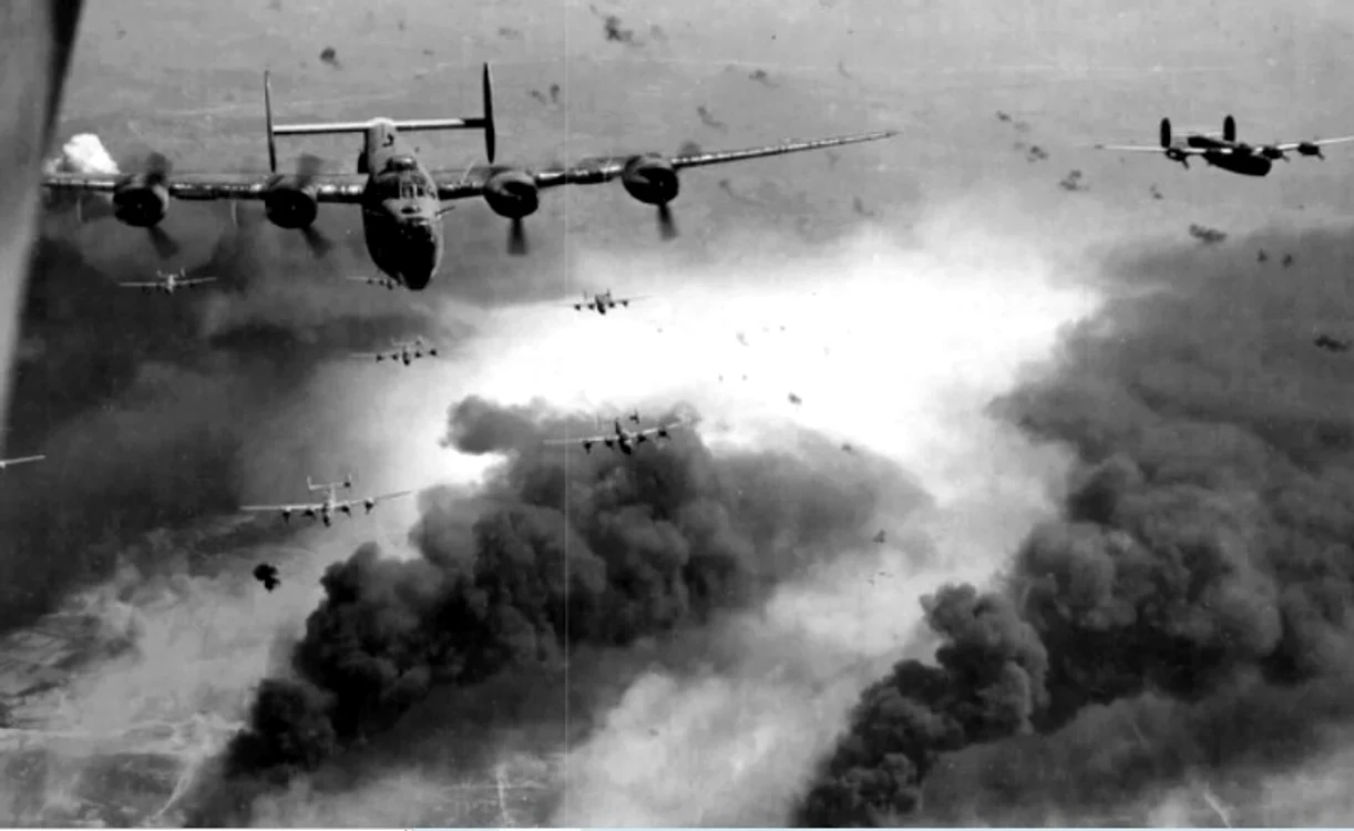 Bombardament în Al Doilea Război Mondial. FOTO: arhivă
