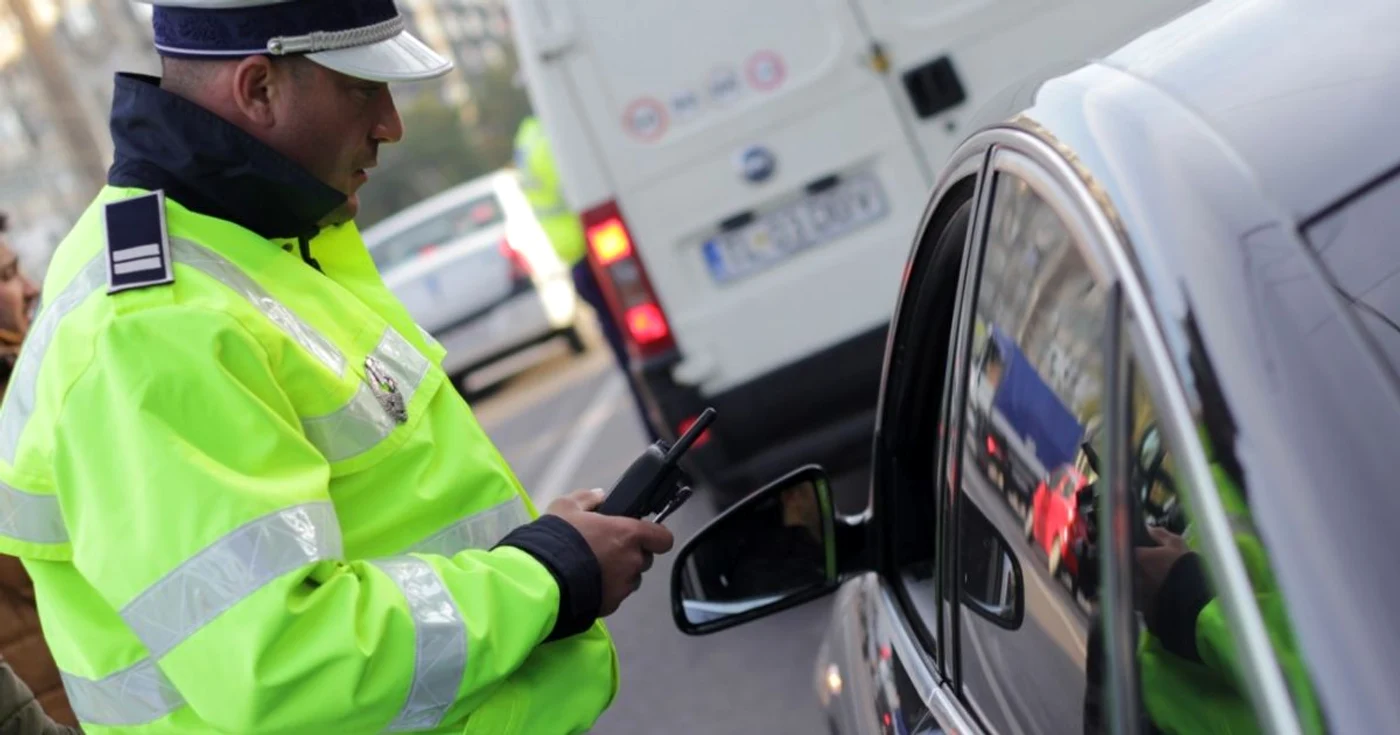 Poliţist în tarfic FOTO. Mihaela Cojocariu