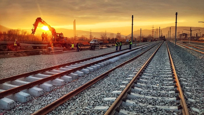 CFR modernizează linia de cale ferată Caransebeș - Timișoara - Arad, Foto: Facebook Sorin Grindeanu