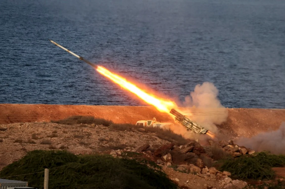 Iran a lansat rachete balistice AFP PHOTO / IRAN'S REVOLUTIONARY GUARD VIA SEPAH NEWS