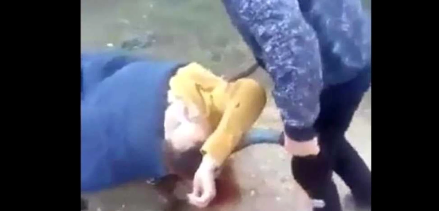 Femeia a fost cărată cu roaba acasă FOTO botosaneanul.ro