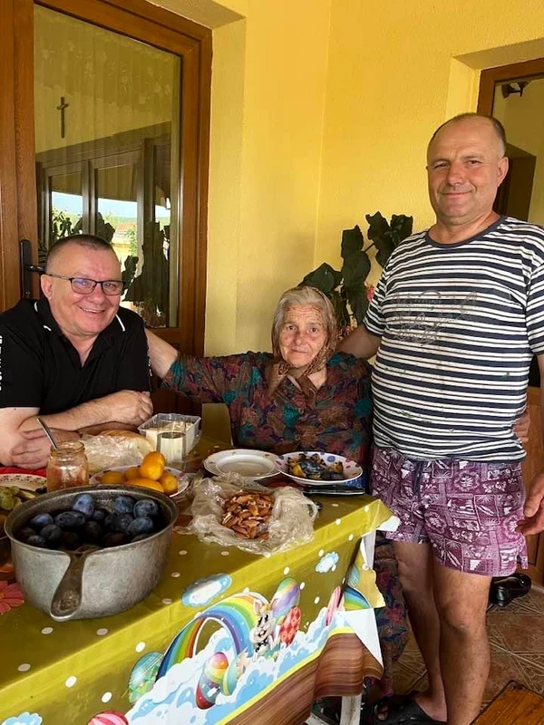 Georgică Cornu s-a văzut cu fratele Petrișor cu câteva zile înainte ca acesta să moară foto: Facebook 