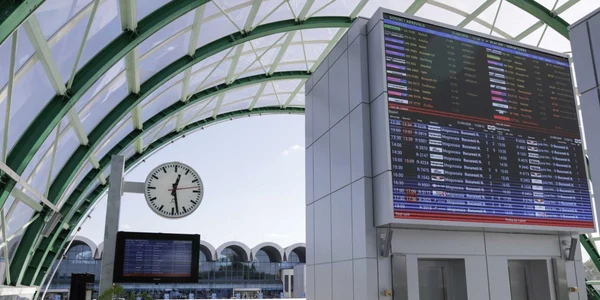 Test tren  Gara de Nord  Aeroport Otopeni FOTO Inquam Photos / Octav Ganea