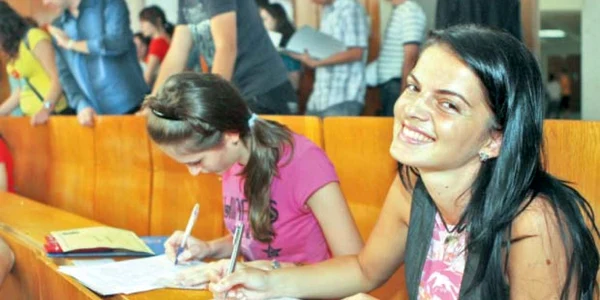Pe fişa de înscriere, elevii trec liceele în ordinea preferinţelor
