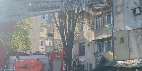 Locatarii unui bloc din Călărașu au simțit miros de gaz în imobil. foto isu calarasi