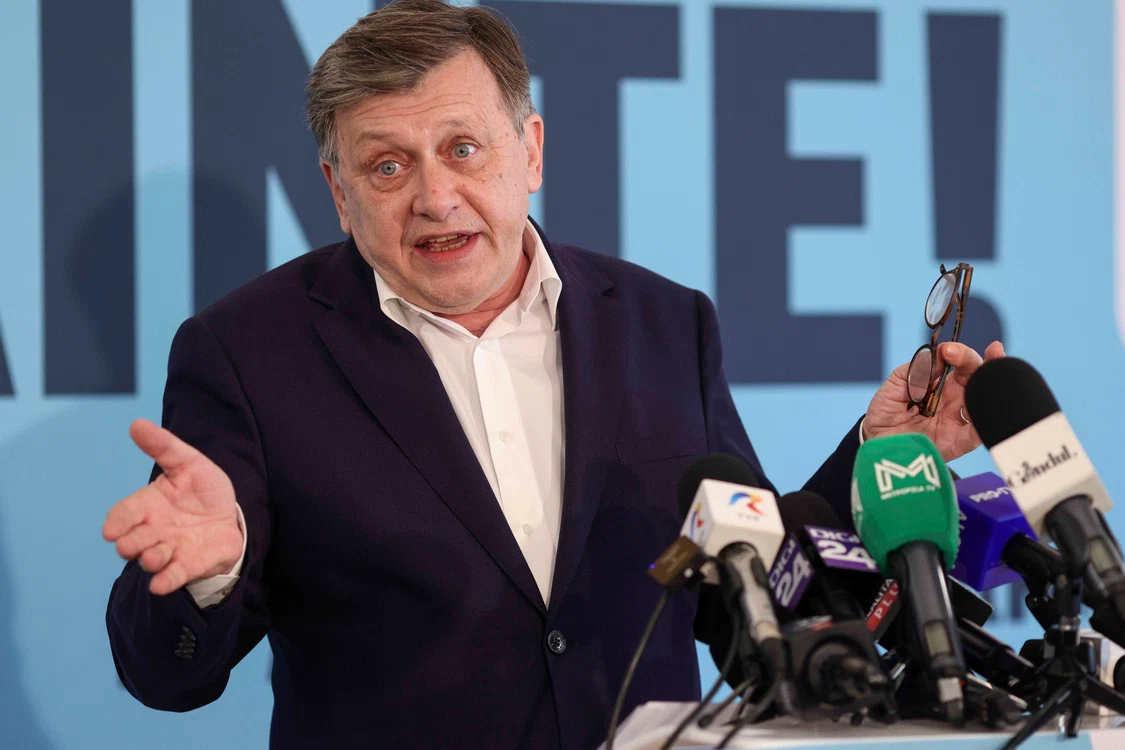 Crin Antonescu consideră că presupusa întâlnire Dan-Coldea „este fără relevanță” FOTO: Inquam photos