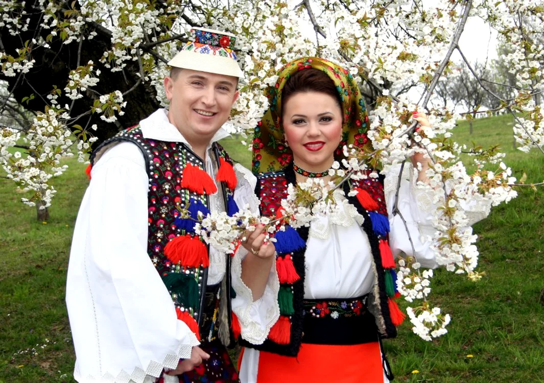 Cornelia și Lupu Rednic, în ținutele de scenăfoto: arhivă personală