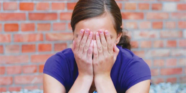 La 12 ani, are o boală  cu transmitere sexuală