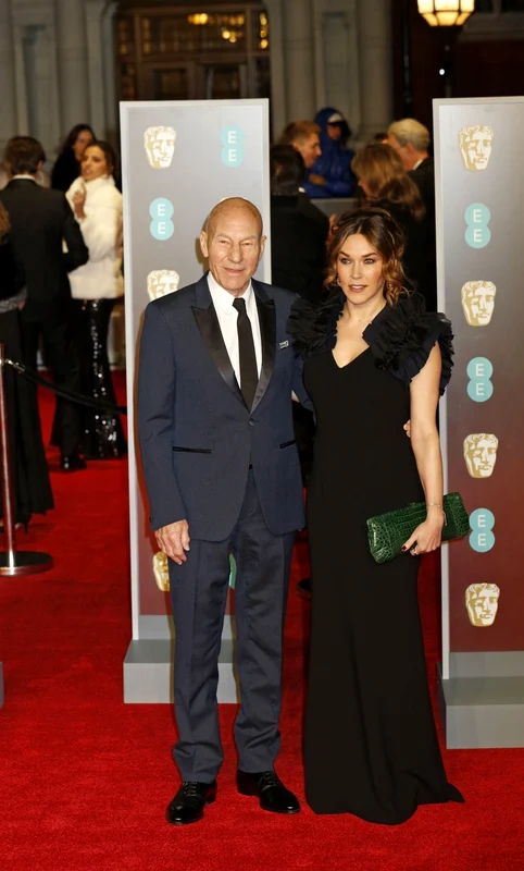 hepta 3405298 patrick stewart and sunny ozell jpg jpeg
