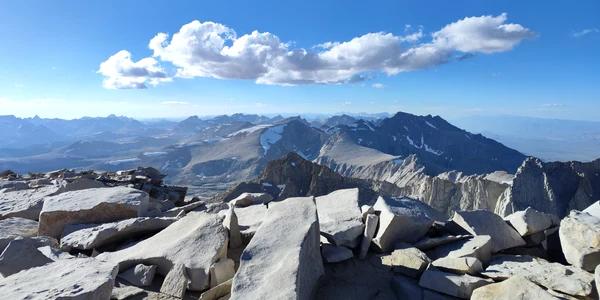 Doi alpiniști români au cucerit Cordiliera Nord Americană. FOTO Geo Badea