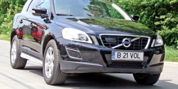 Designul XC60 arată încă actual, deşi a fost lansat în urmă cu patru ani