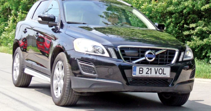Designul XC60 arată încă actual, deşi a fost lansat în urmă cu patru ani