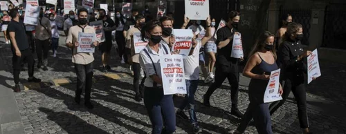 Protest al angajaţilor din Horeca în centrul vechi din Bucureşti FOTO Inquam Photos / Octav Ganea