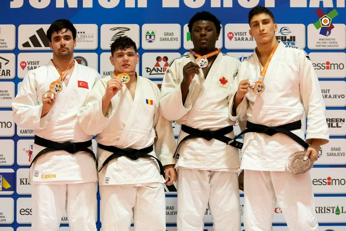 Darius (al doilea din stânga), locul 1 la Cupa Europei la judo FOTO arhiva personală