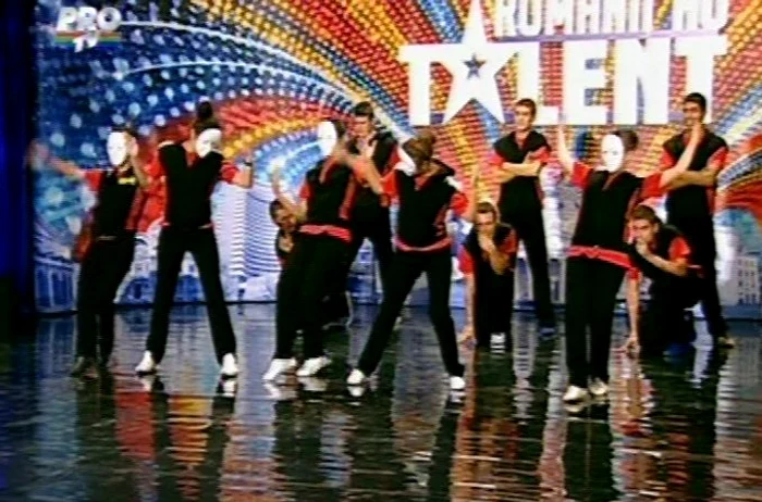 Andra, impresionată până la lacrimi de trupa „No Limit” (Foto: captură video Pro TV)