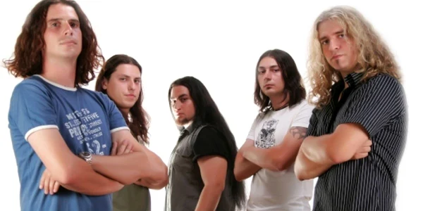 Trooper cântă sâmbătă seară la Christmas Fest Rock