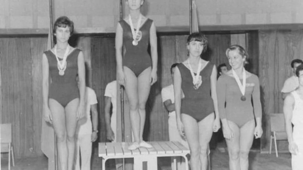 Povestea echipei care a cucerit prima medalie olimpică din istoria gimnasticii româneşti jpeg