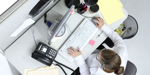 Tânăra lucra la o agenţie imobiliară