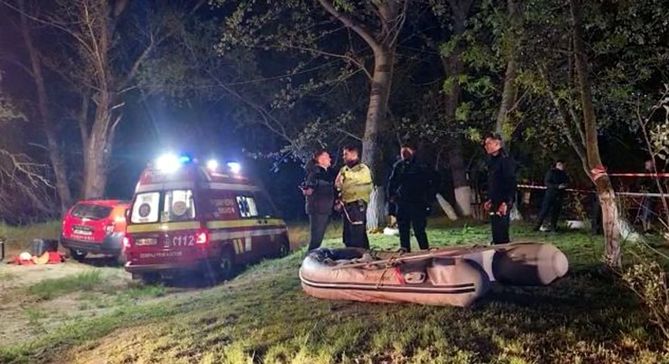 Pompierii au reluat căutările în această dimineață / foto: ISU