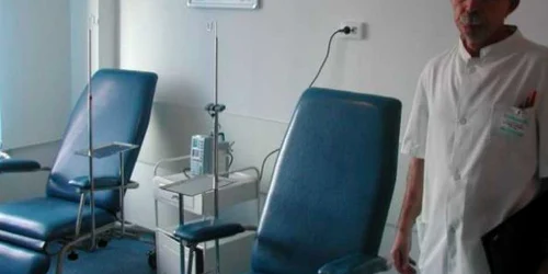 Medicul dermatolog Virgil Pătrascu, din cadrul Spitalului Judeţean de Urgenţă din Craiova. 