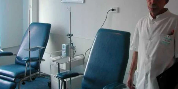 Medicul dermatolog Virgil Pătrascu, din cadrul Spitalului Judeţean de Urgenţă din Craiova. 