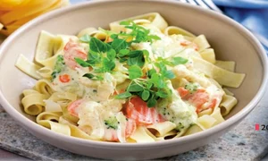 fettucine cu legume jpg