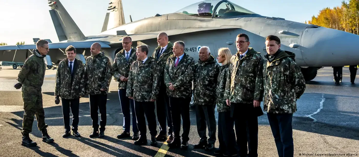 Nicușor Dan la baza aeriană Lapland Air Wing