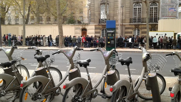 Biciclete şi alegători alegeri 16 noiembrie 2014 paris diaspora foto cristina hermeziu