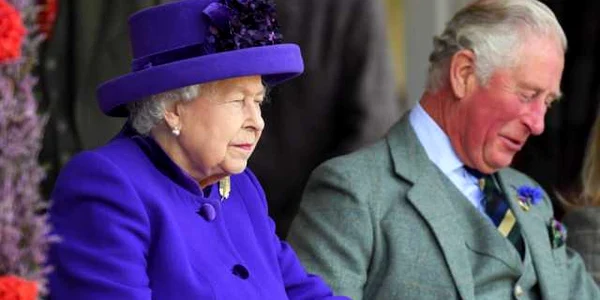 Regina Elisabeta a II-a si printul Charles FOTO EPA-EFE