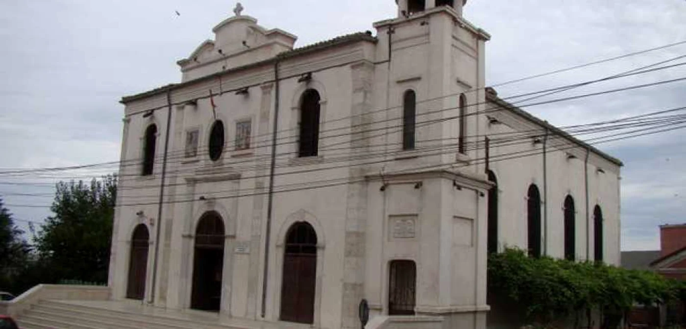 Biserica greacă din Constanţa poartă hramul Schimbării la faţă