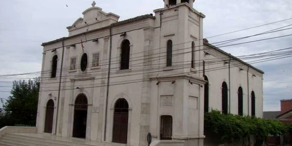 Biserica greacă din Constanţa poartă hramul Schimbării la faţă