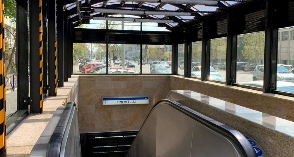 Stația de metrou Tineretului Foto Metrorex