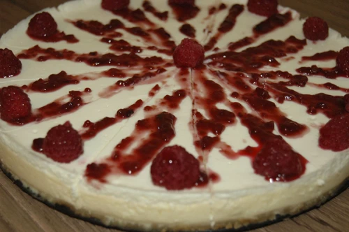 Cheesecake cu zmeură jpeg