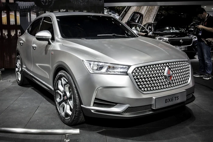 Borgward BX6, un brand readus la viaţă după mai bine de 50 de ani FOTO: Bloomberg