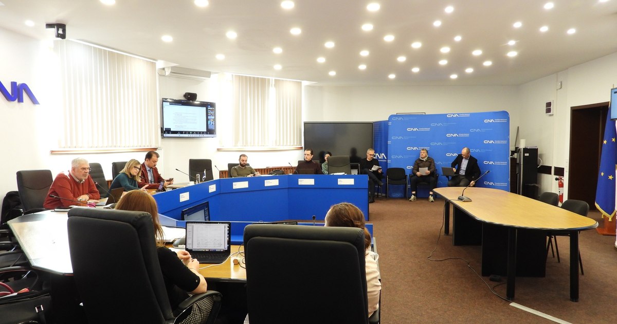 Încă două amenzi pentru postul România TV. Derapajele lui Dumitru Pelican „Bă, Ilie Sărăcie” și „Băi, pupincuriști”, sancționate de CNA