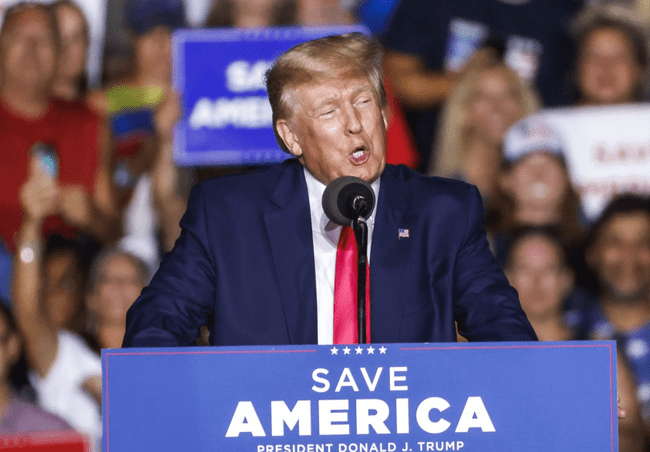 Peste 300 de documente secrete recuperate de la reședința lui Trump, inclusiv rapoarte CIA, NSA și FBI