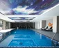 Crowne Plaza are piscină interioară și Spa
