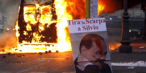 La Roma mii de suflete au mărşăluit prin oraş şi şi-au exprimat în mod violent problemele