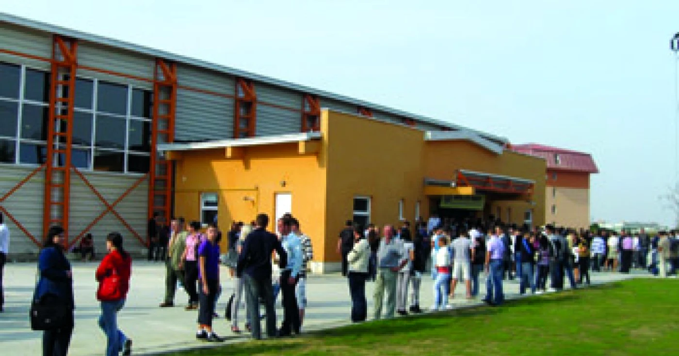 Oradea: Studenţii orădeni au început mai devreme anul academic
